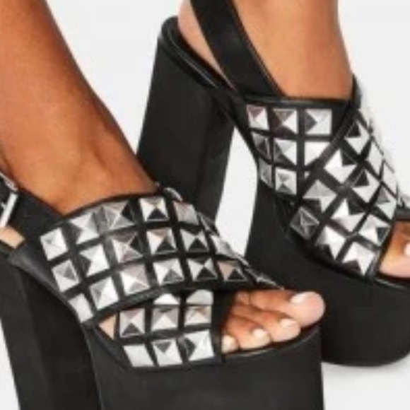 Charla Tedrick Platform - Picture 4 of 4